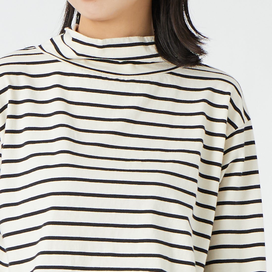 tumugu: [ツムグ] 裾ラウンドハイネックロングボーダーTシャツ [TC22301-BA] 9L BORDER &&モデル身長：162cm 着用サイズ：F&&