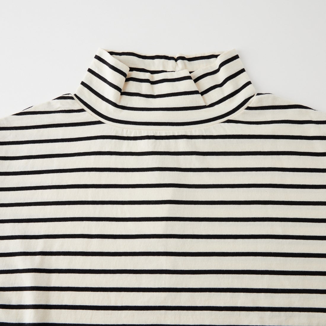 tumugu: [ツムグ] 裾ラウンドハイネックロングボーダーTシャツ [TC22301-BA] 9L BORDER