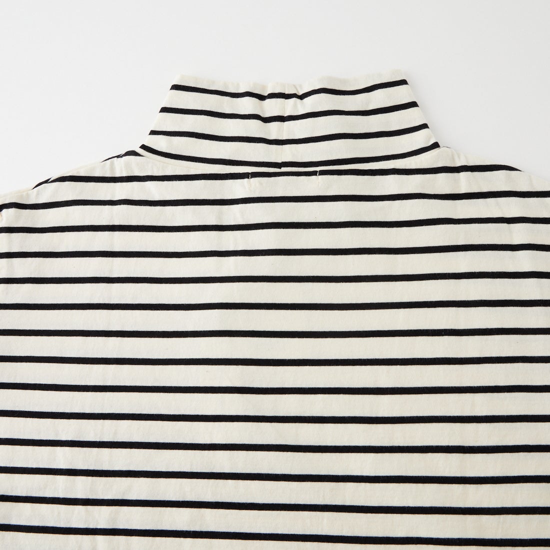 tumugu: [ツムグ] 裾ラウンドハイネックロングボーダーTシャツ [TC22301-BA] 9L BORDER