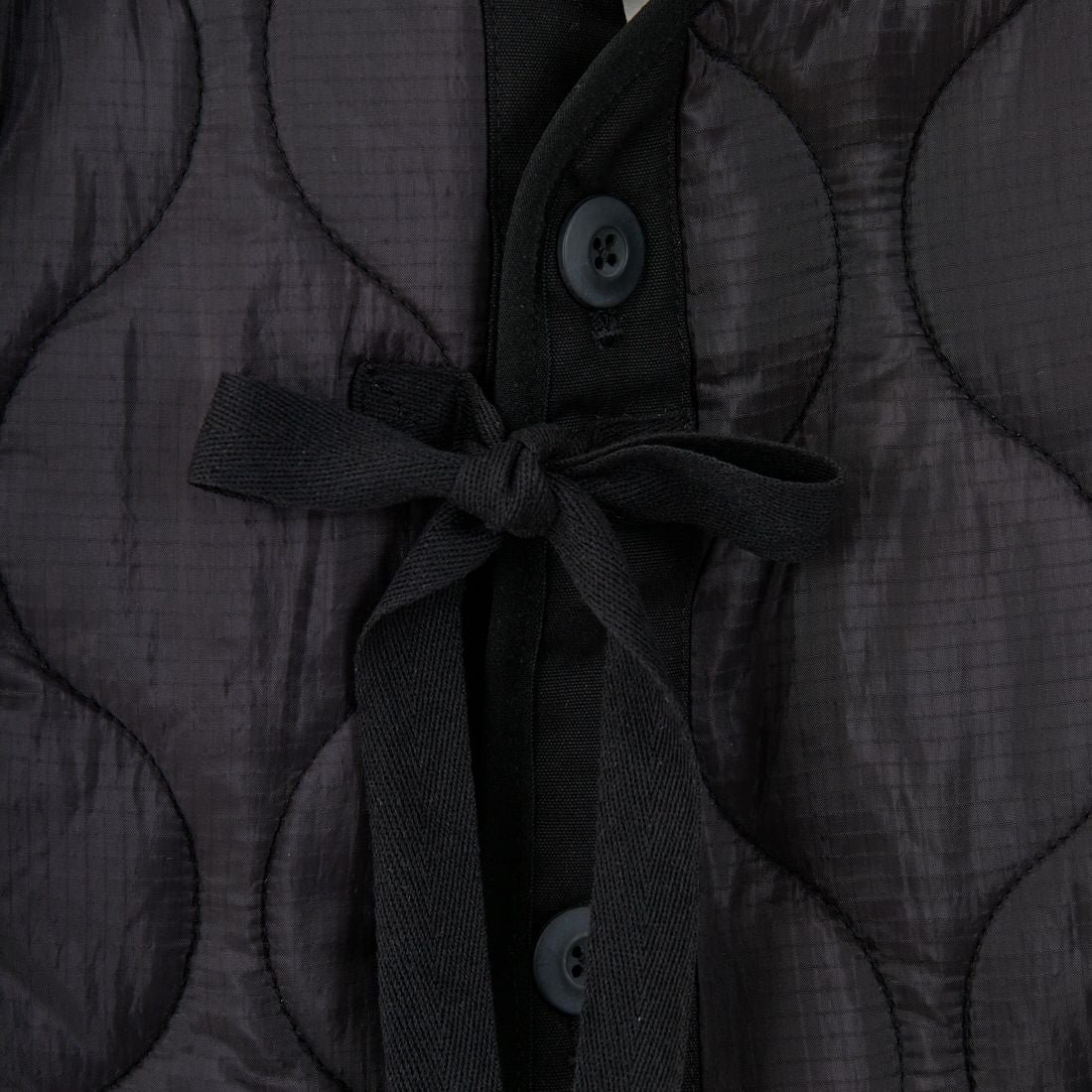 MILITARY [ミリタリー] 別注 フロントリボンキルティングベスト [T-24789000-JF] BLACK