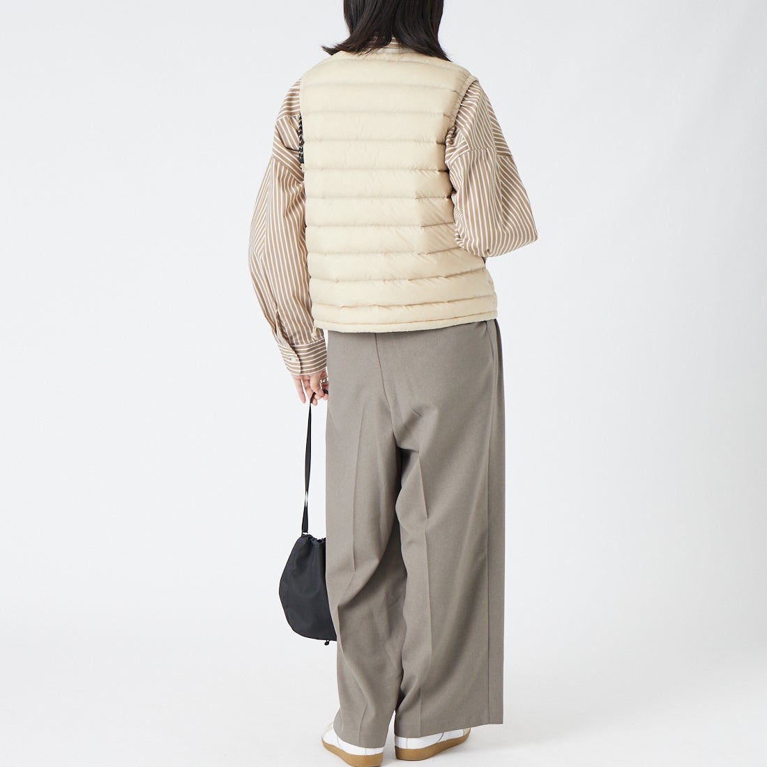 DANTON [ダントン] インナーダウン クルーネックベスト [DT-A0002RRT] OYSTER WHI &&モデル身長：162cm 着用サイズ：S&&