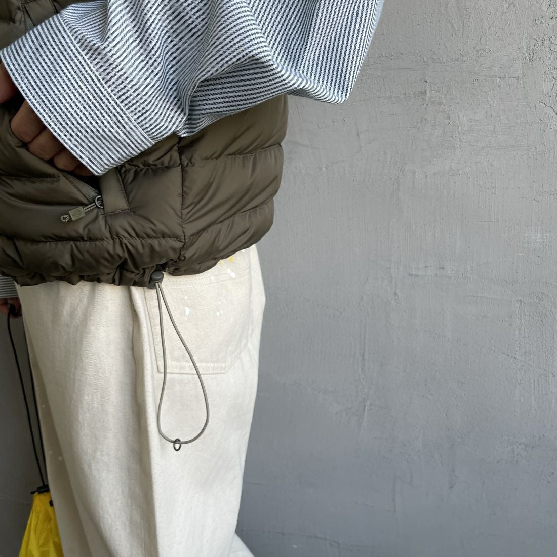 DANTON [ダントン] インナーダウン クルーネックベスト [DT-A0002RRT] OLIVE &&モデル身長：150cm 着用サイズ：M&&