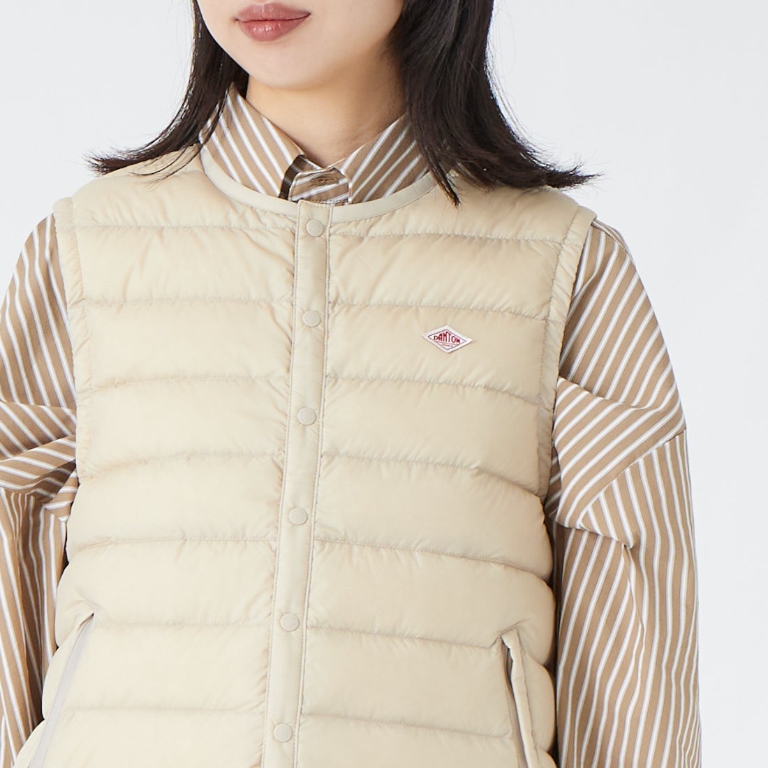 DANTON [ダントン] インナーダウン クルーネックベスト [DT-A0002RRT] OYSTER WHI &&モデル身長：162cm 着用サイズ：S&&