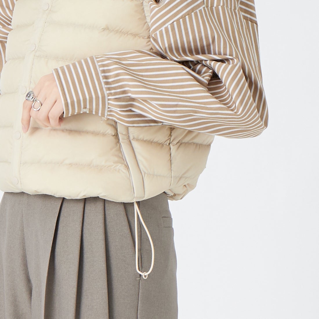 DANTON [ダントン] インナーダウン クルーネックベスト [DT-A0002RRT] OYSTER WHI &&モデル身長：162cm 着用サイズ：S&&
