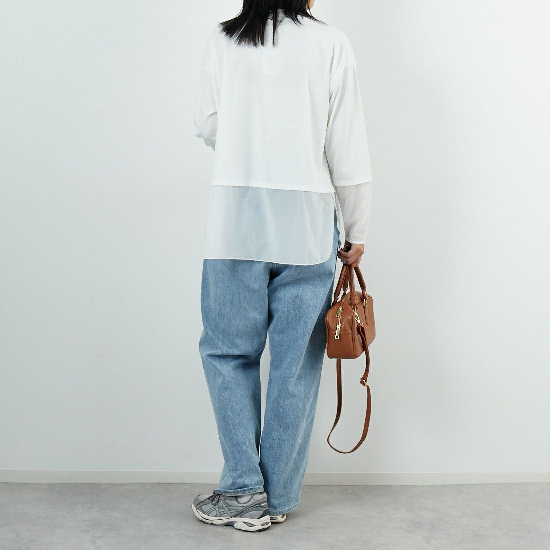 Maison de L'allure [メゾン ドゥ ラリュール] シアーレイヤード 裾ラウンドプルオーバー [M25132008] 02 OFF &&モデル身長：167cm 着用サイズ：F&&