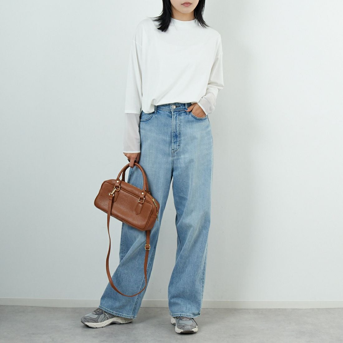 Maison de L'allure [メゾン ドゥ ラリュール] シアーレイヤード 裾ラウンドプルオーバー [M25132008] 02 OFF &&モデル身長：167cm 着用サイズ：F&&