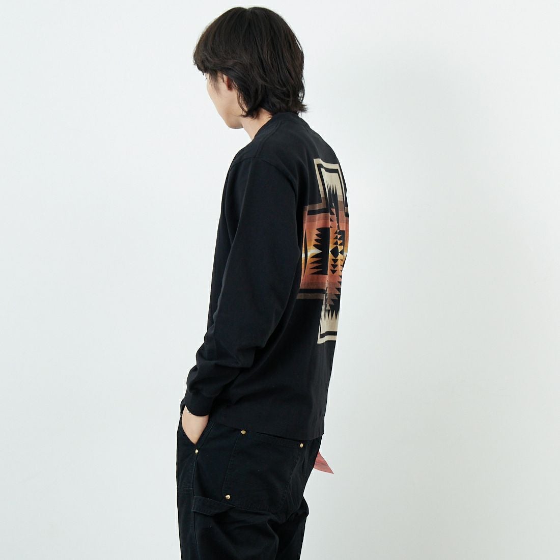 PENDLETON [ペンドルトン] バックプリント ロングスリーブTシャツ [5475-1015] 49 BLACK H &&モデル身長：179cm 着用サイズ：M&&