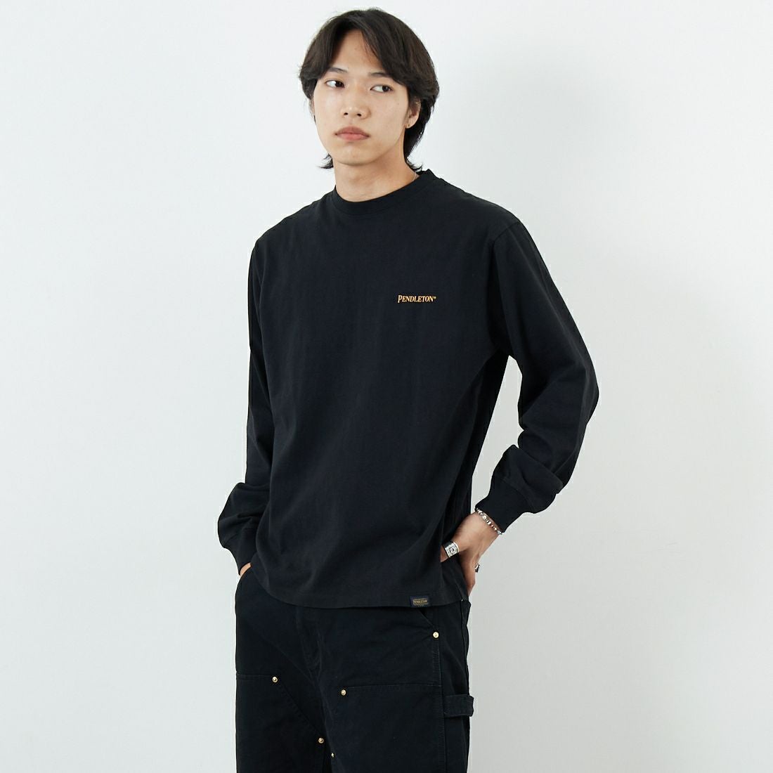 PENDLETON [ペンドルトン] バックプリント ロングスリーブTシャツ [5475-1015] 49 BLACK H &&モデル身長：179cm 着用サイズ：M&&