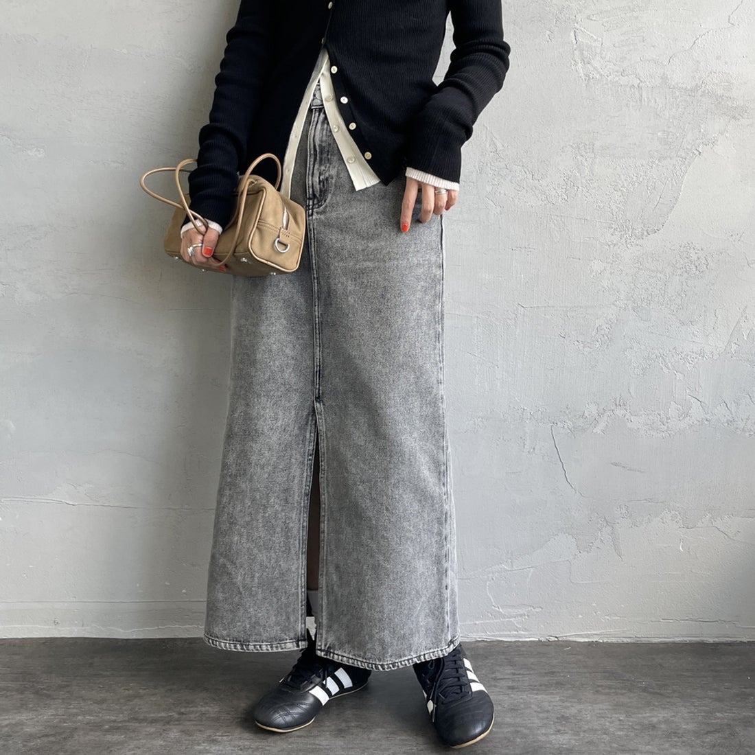 ACID BLACK&&モデル身長：160cm 着用サイズ：XS&&