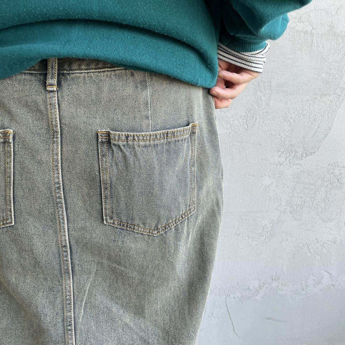 Jeans Factory Clothes [ジーンズファクトリークローズ] コットンデニムナロースカート [JFC-254-066] T.ACID BLU &&モデル身長：158cm 着用サイズ：M&&