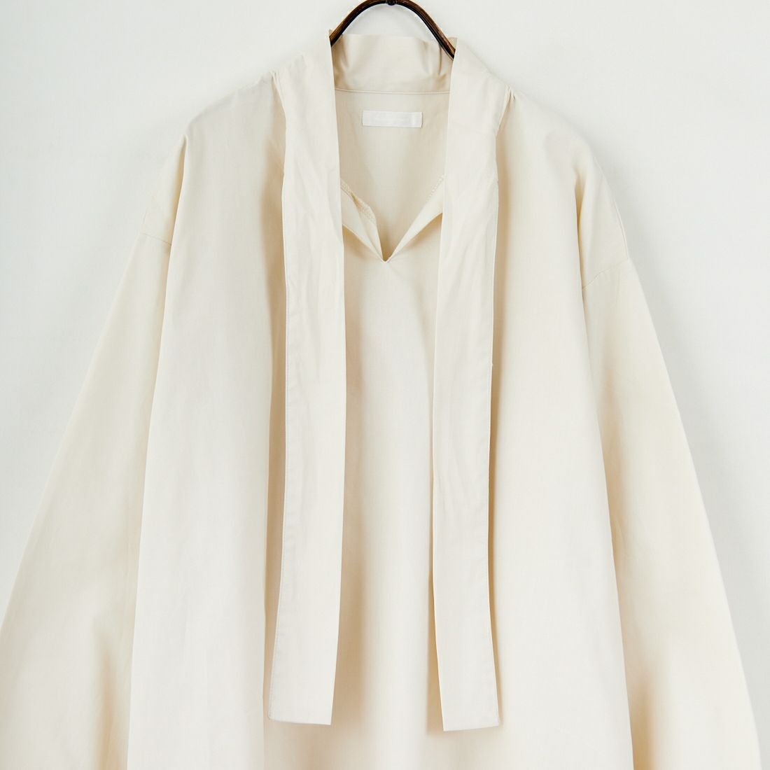 Commencement [コメンスメント] ロングスリーブボウタイシャツ [C-315] SILVER