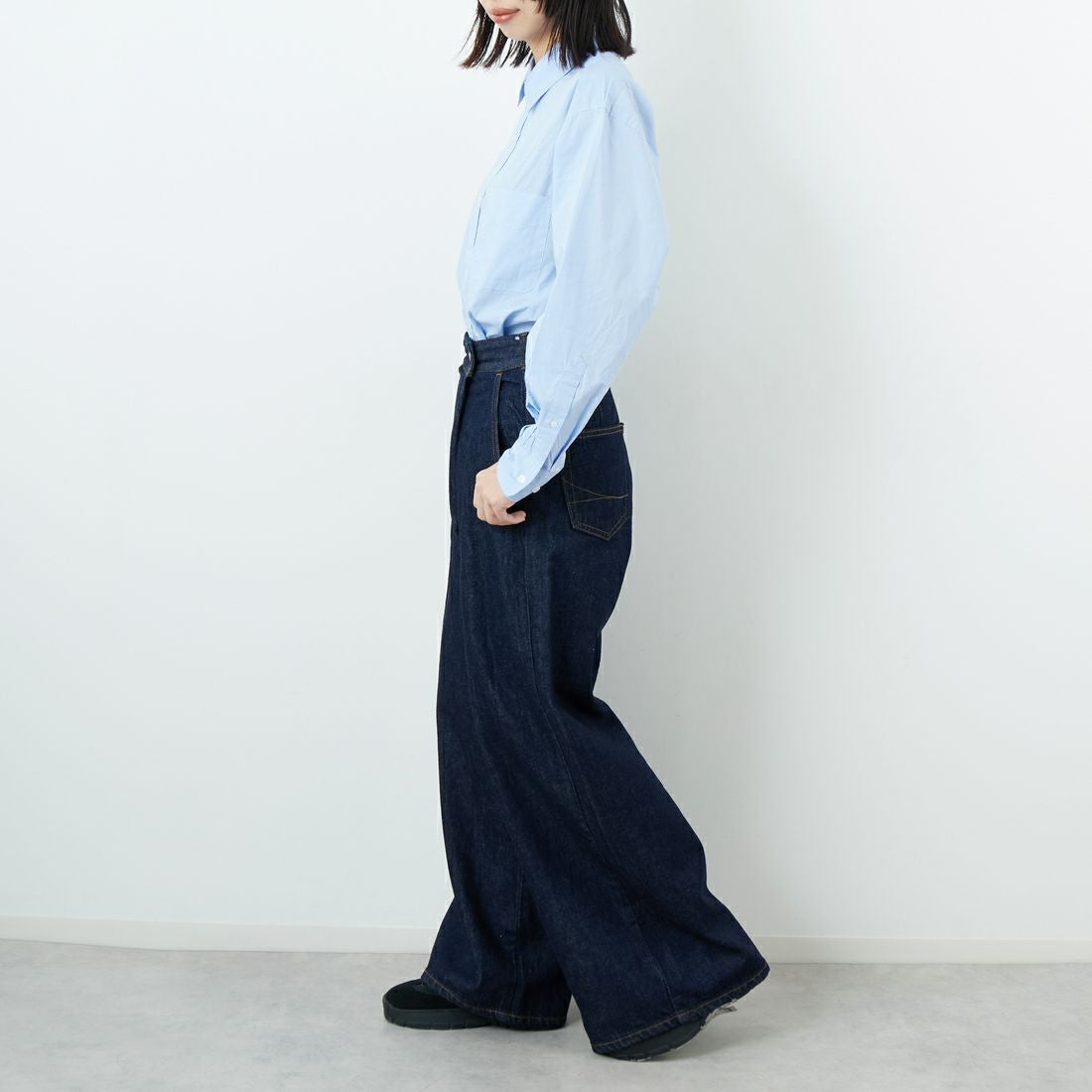 Jeans Factory Clothes [ジーンズファクトリークローズ] メンズライクオーバーサイズシャツ [JFC-253-082] BLUE &&モデル身長：162cm 着用サイズ：F&&