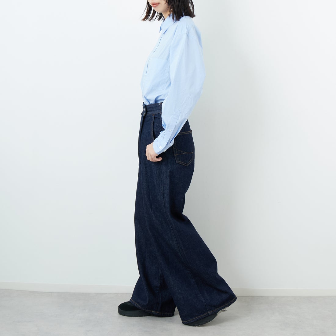 Jeans Factory Clothes [ジーンズファクトリークローズ] メンズライクオーバーサイズシャツ [JFC-253-082] BLUE &&モデル身長：162cm 着用サイズ：F&&