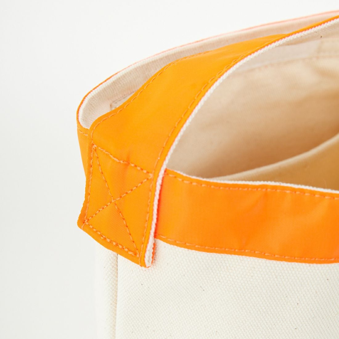 NEW VINTAGE GOLF [ニュービンテージゴルフ] ニュースペーパー カートバッグ [NVG-0417] WHITE