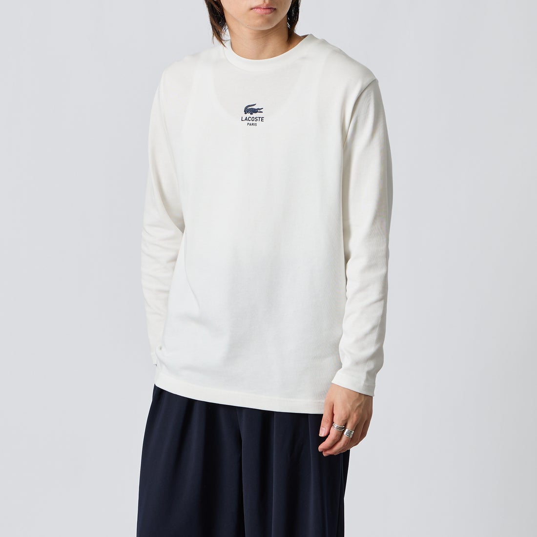 LACOSTE [ラコステ] PARISロゴ ヘビーオンスTシャツ [TH9396] 70V WHITE &&モデル身長：177cm 着用サイズ：3&&