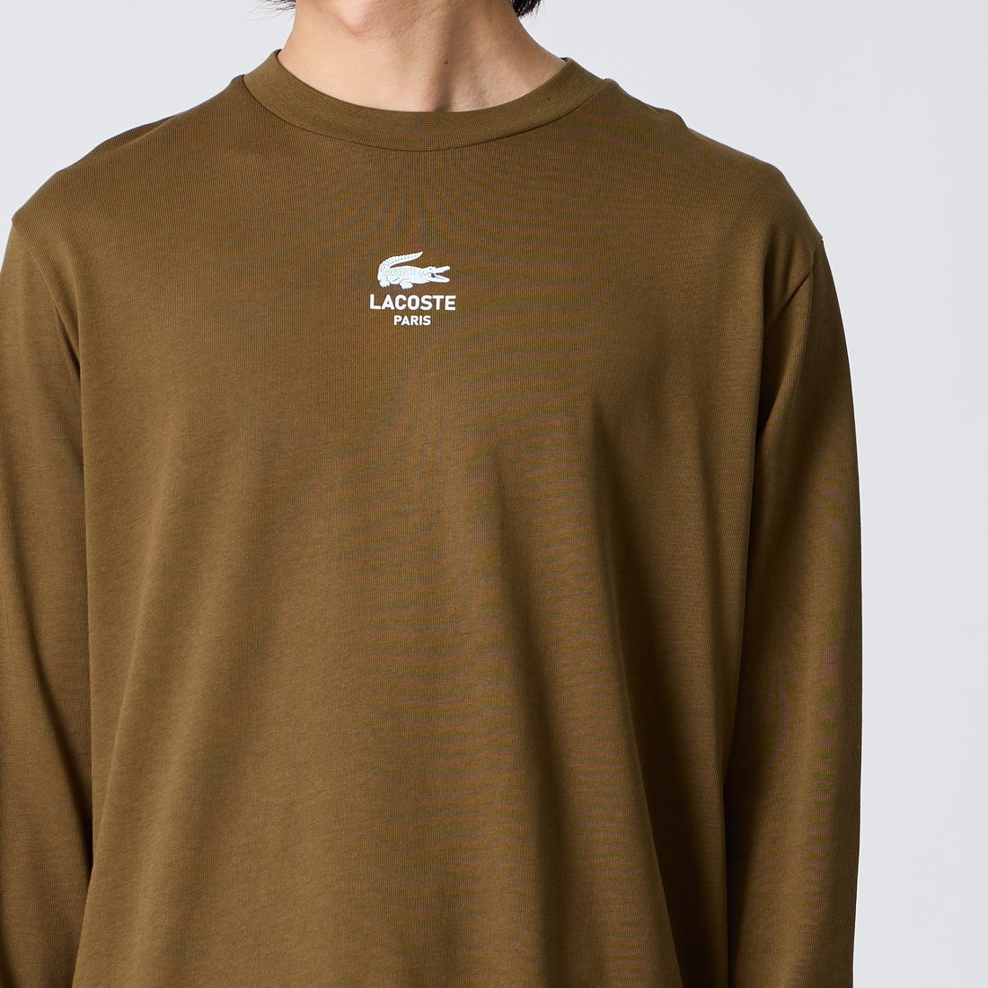 LACOSTE [ラコステ] PARISロゴ ヘビーオンスTシャツ [TH9396] DPD BROWN &&モデル身長：175cm 着用サイズ：3&&