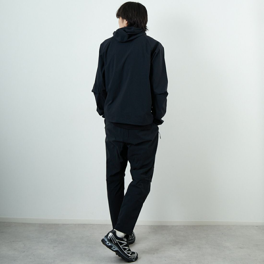 NIKE [ナイキ] テックウーブンパンツ [HM8242] 010 ﾌﾞﾗｯｸ &&モデル身長：179cm 着用サイズ：L&&
