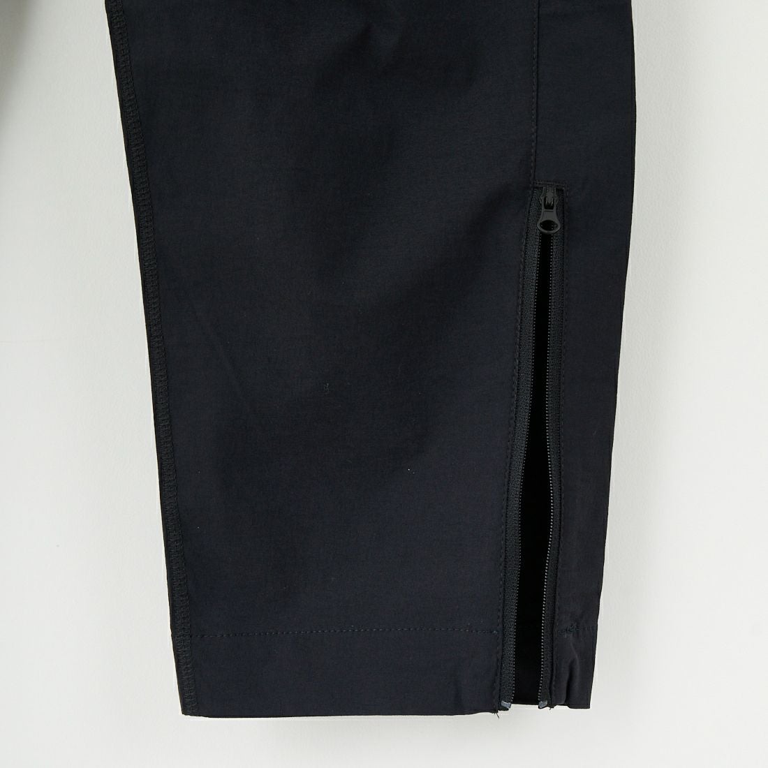 NIKE [ナイキ] テックウーブンパンツ [HM8242] 010 ﾌﾞﾗｯｸ