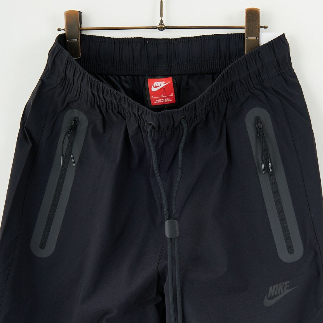 NIKE [ナイキ] テックウーブンパンツ [HM8242] 010 ﾌﾞﾗｯｸ