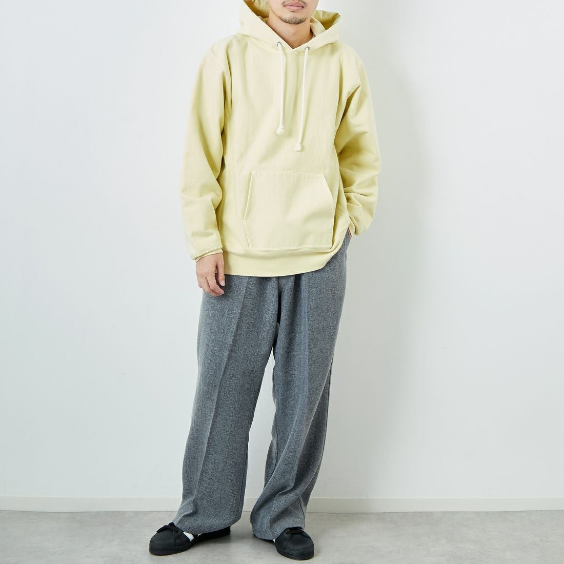 Dickies [ディッキーズ] 別注 ヘリンボーン グランパワークパンツ [253M401N01-JF] GRAY &&モデル身長：168cm 着用サイズ：XL&&