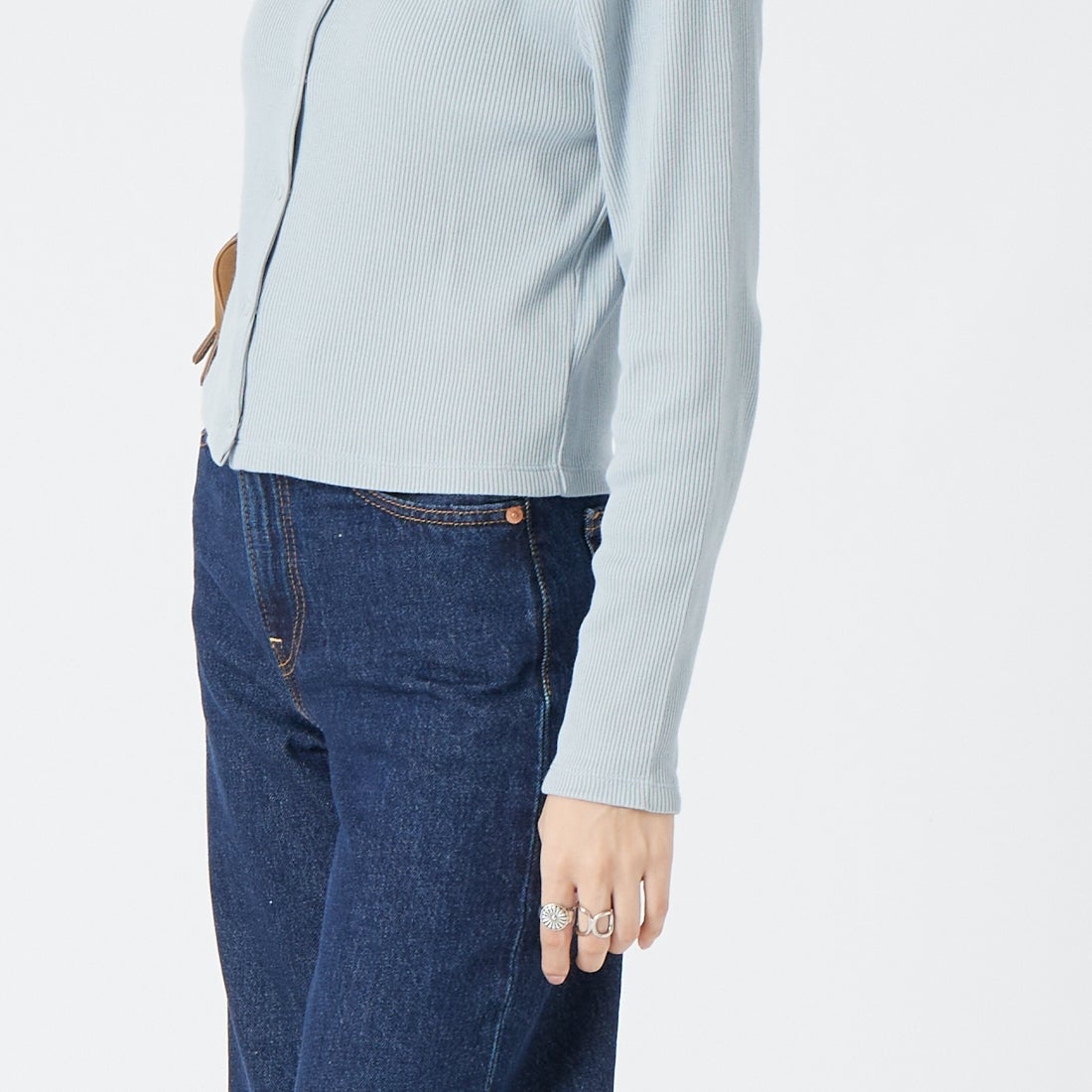 LACOSTE [ラコステ] リブジャージカーディガン [SF010] LEP SHELL &&モデル身長：162cm 着用サイズ：36&&