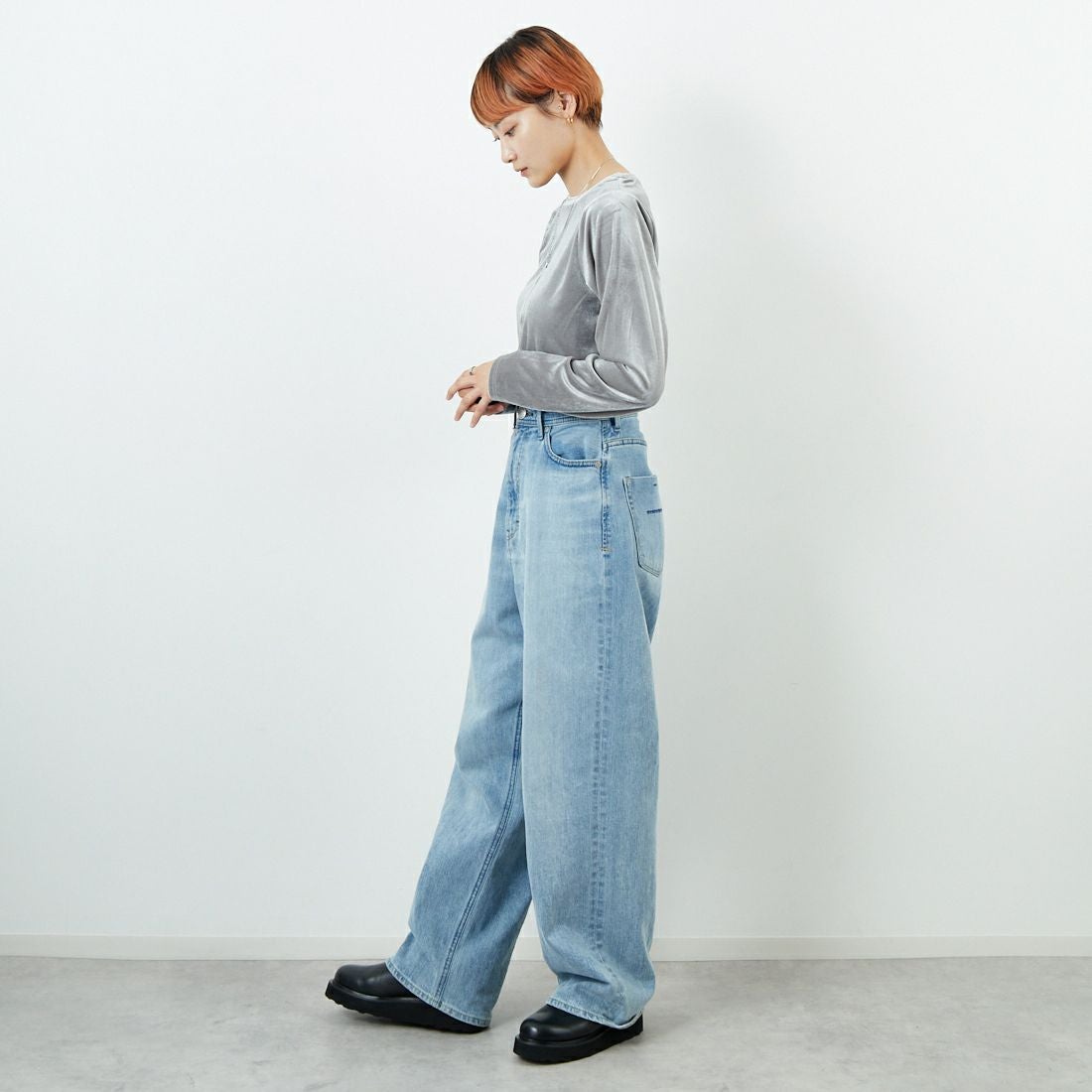 Jf Ready Made [ジェイエフレディメイド] カットベロアクルーネックTシャツ [3105101] 805 ｸﾞﾚｲ &&モデル身長：160cm 着用サイズ：F&&