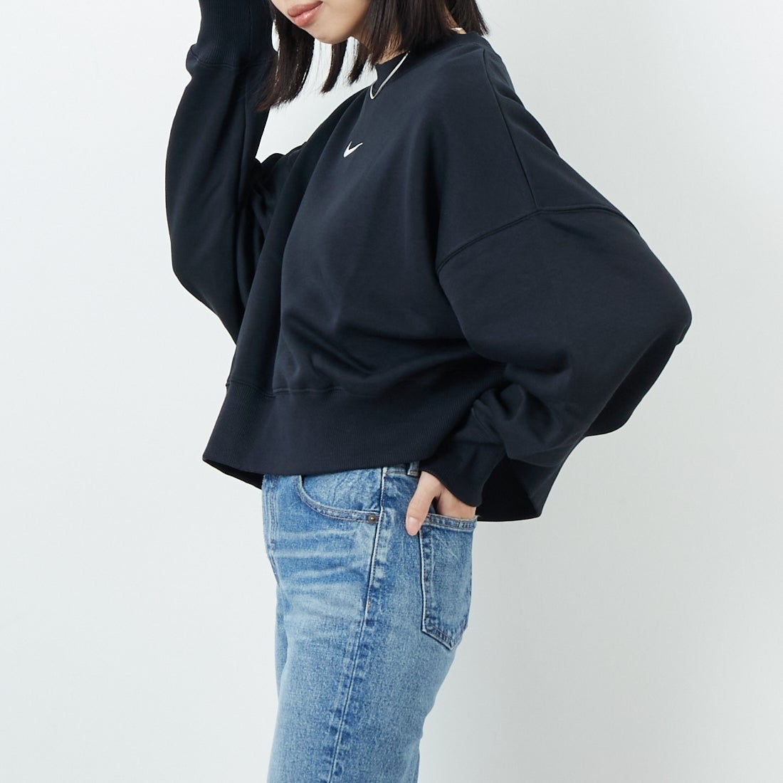 NIKE [ナイキ] オーバーサイズ クルーネックスウェット [DQ5762
