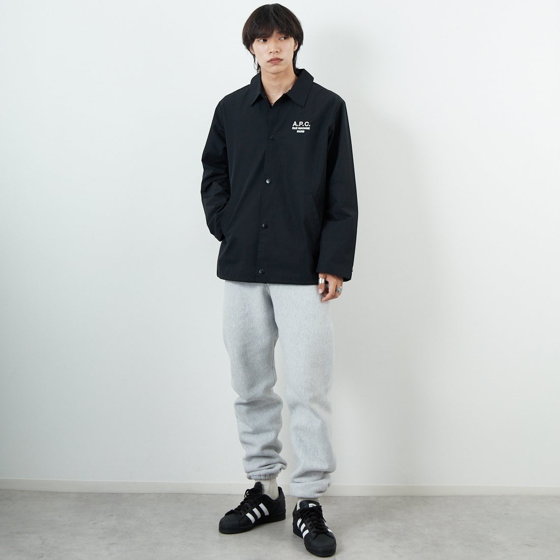 A.P.C. [アー・ペー・セー] Raymond ブルゾン [BLOUSON-RAYMOND] 99 NOIR A.P.C. [アー・ペー・セー] Raymond ブルゾン [BLOUSON-RAYMOND] 99 NOIR &&モデル身長：179cm 着用サイズ：M&&