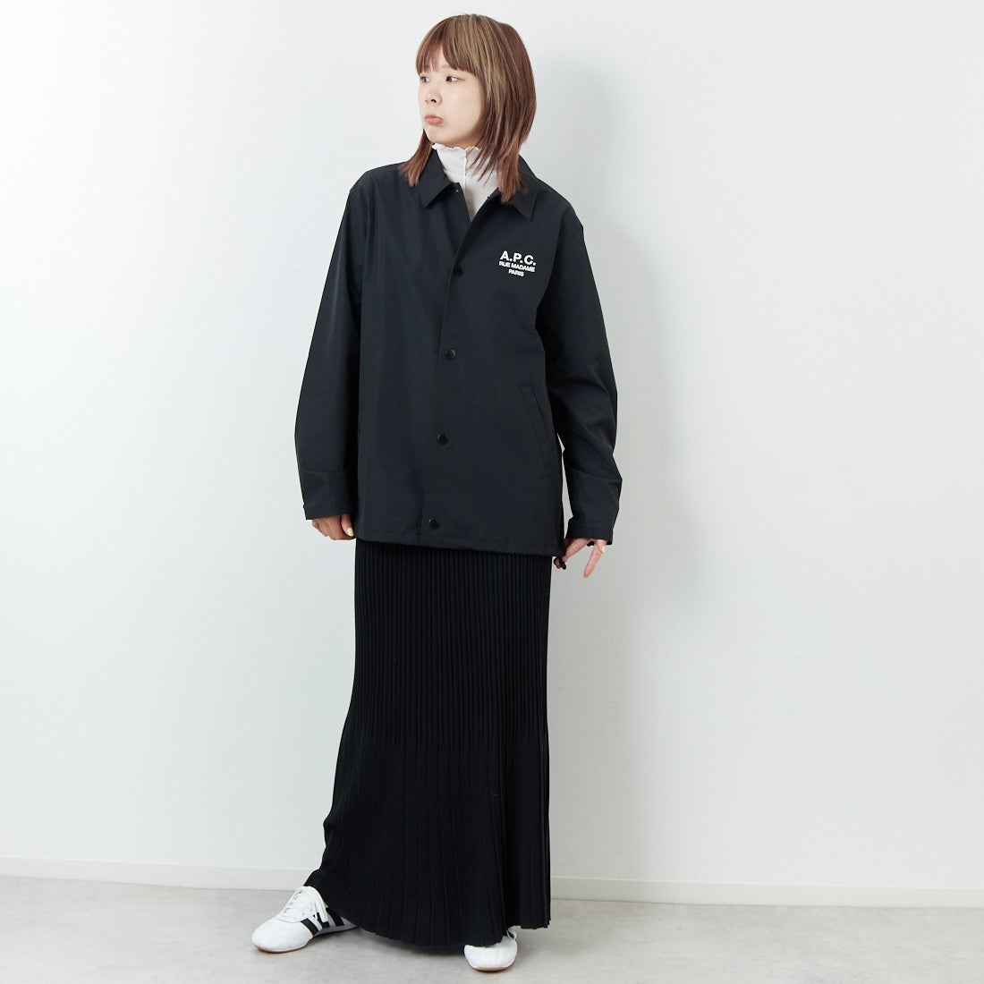 A.P.C. [アー・ペー・セー] Raymond ブルゾン [BLOUSON-RAYMOND] 99 NOIR &&モデル身長：167cm 着用サイズ：XS&&