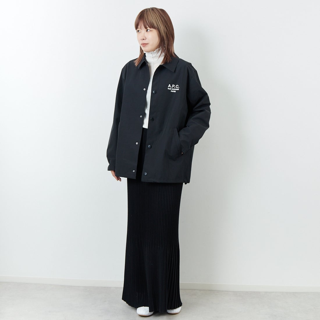 A.P.C. [アー・ペー・セー] Raymond ブルゾン [BLOUSON-RAYMOND] 99 NOIR &&モデル身長：167cm 着用サイズ：XS&&