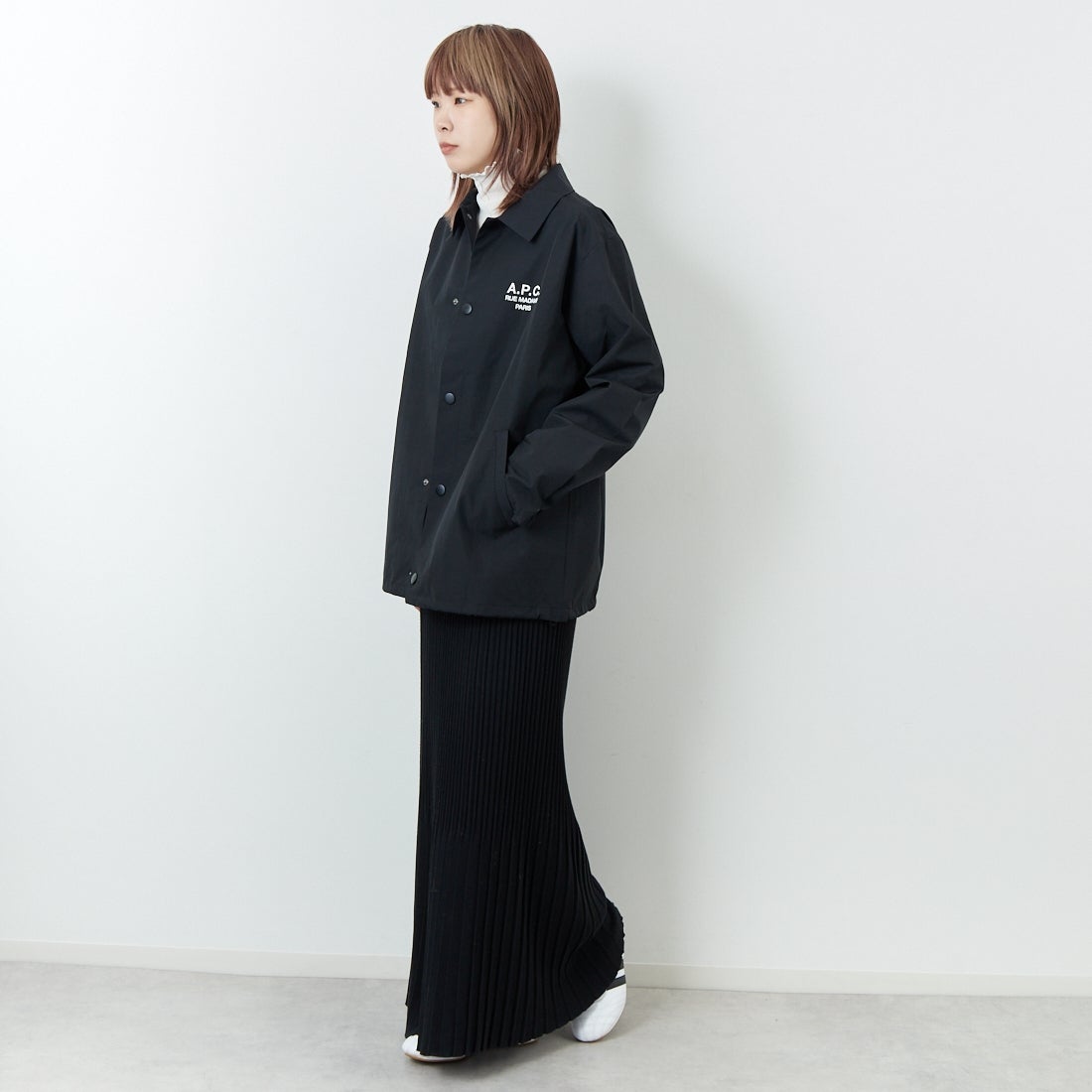 A.P.C. [アー・ペー・セー] Raymond ブルゾン [BLOUSON-RAYMOND] 99 NOIR &&モデル身長：167cm 着用サイズ：XS&&