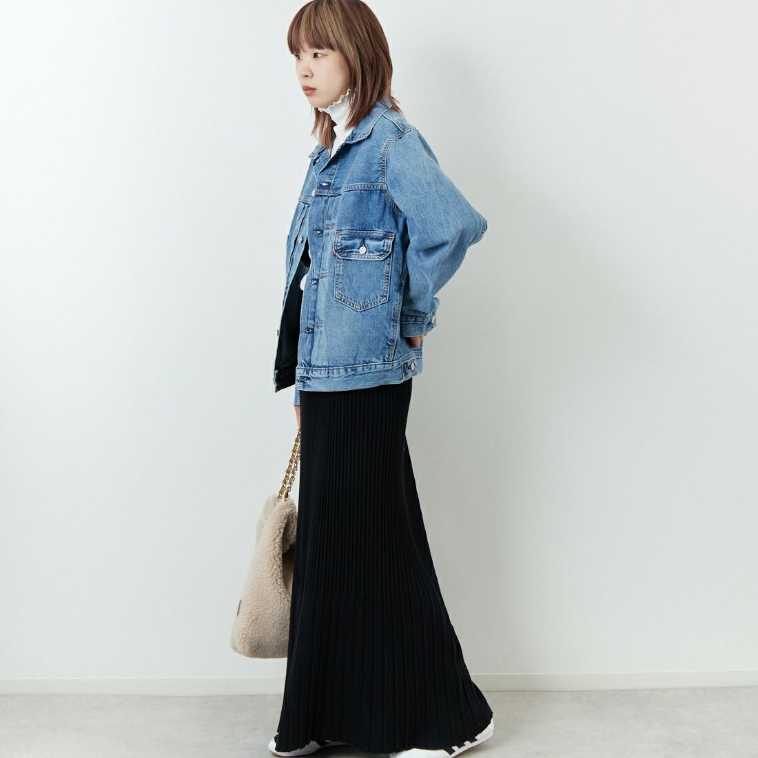 LEVI'S [リーバイス] TYPE2 トラッカージャケット [A7632-00] 14 BLUE SK &&モデル身長：167cm 着用サイズ：S&&