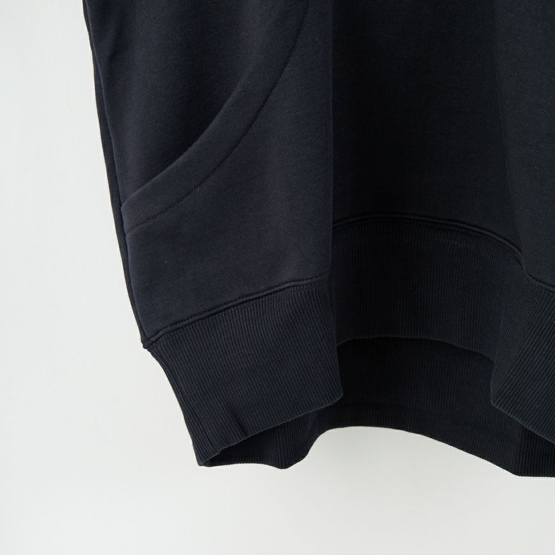 NIKE [ナイキ] オーバーサイズ プルオーバーパーカー [DQ5861] 010 ﾌﾞﾗｯｸ