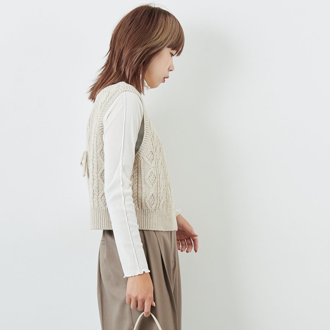 Jf Ready Made [ジェイエフレディメイド] 2WAYケーブルニットベスト [3105201] 711 Lﾍﾞｰｼﾞ &&モデル身長：167cm 着用サイズ：F&&
