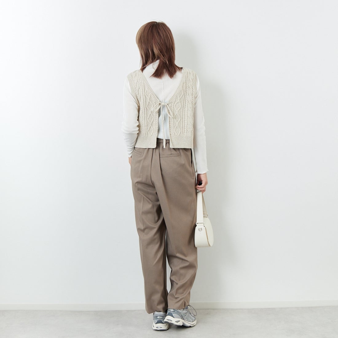 Jf Ready Made [ジェイエフレディメイド] 2WAYケーブルニットベスト [3105201] 711 Lﾍﾞｰｼﾞ &&モデル身長：167cm 着用サイズ：F&&