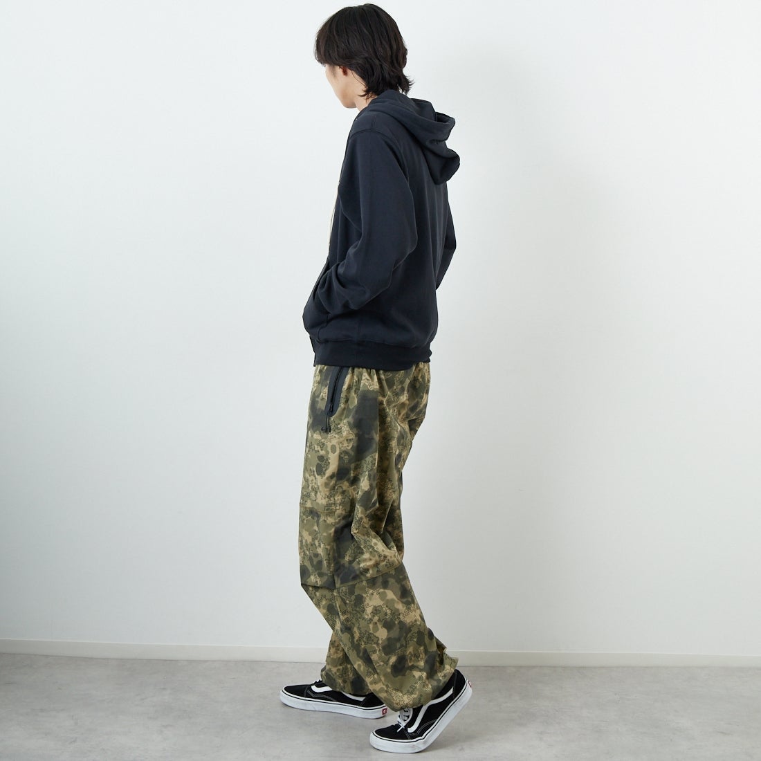 L.L.BEAN [エルエルビーン] PORTAGE フルジップフーデッドスウェット [5475-1035] 48 DK.CHAR &&モデル身長：179cm 着用サイズ：M&&