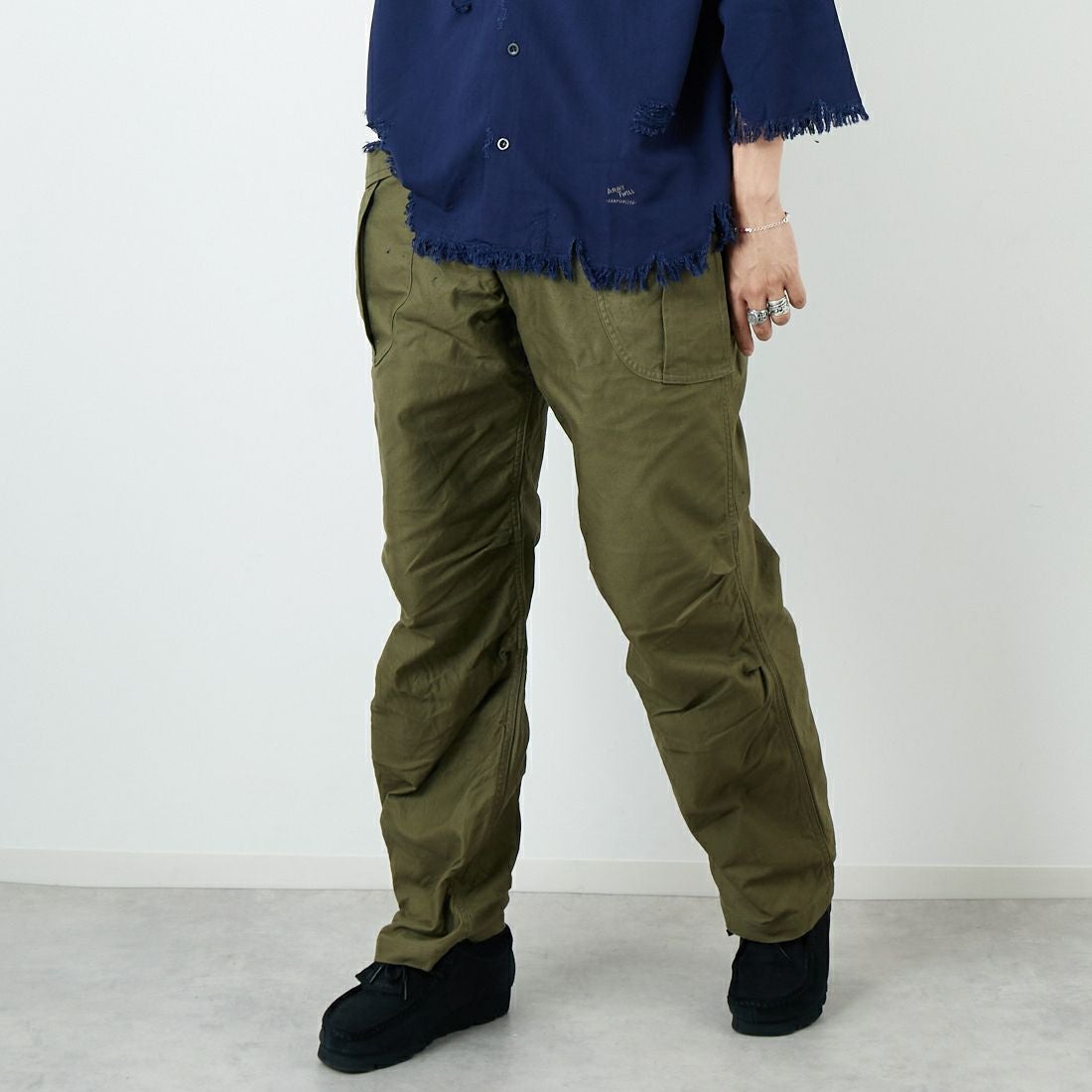 A VONTADE [アボンタージ] ファティーグトラウザーズ [VTD-0485-PT2] 1 OLIVE &&モデル身長：179cm 着用サイズ：L&&