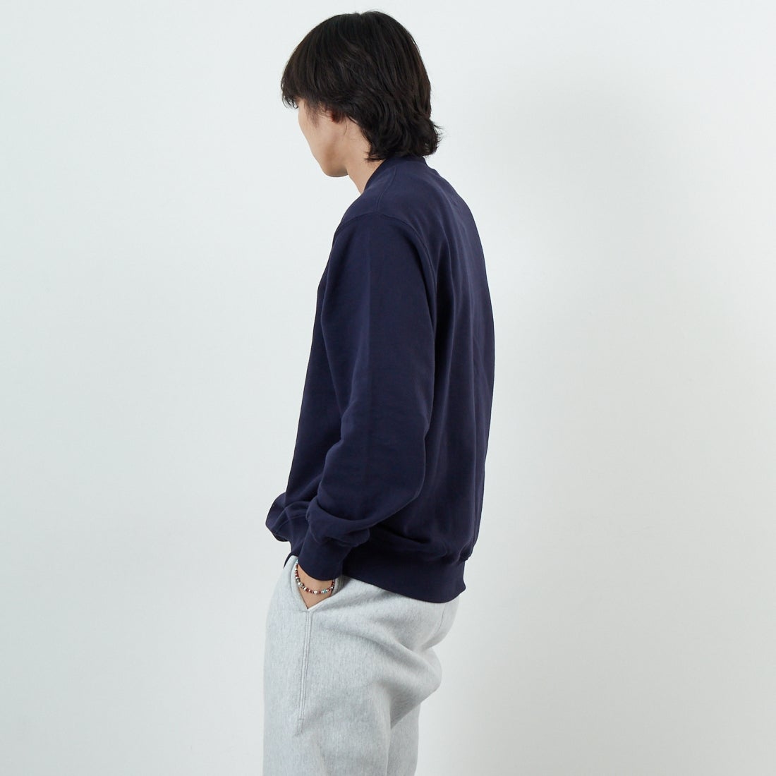 L.L.BEAN [エルエルビーン] SMITHFIELD クルーネックスウェットシャツ [5475-1037] 67 NAVY &&モデル身長：179cm 着用サイズ：M&&