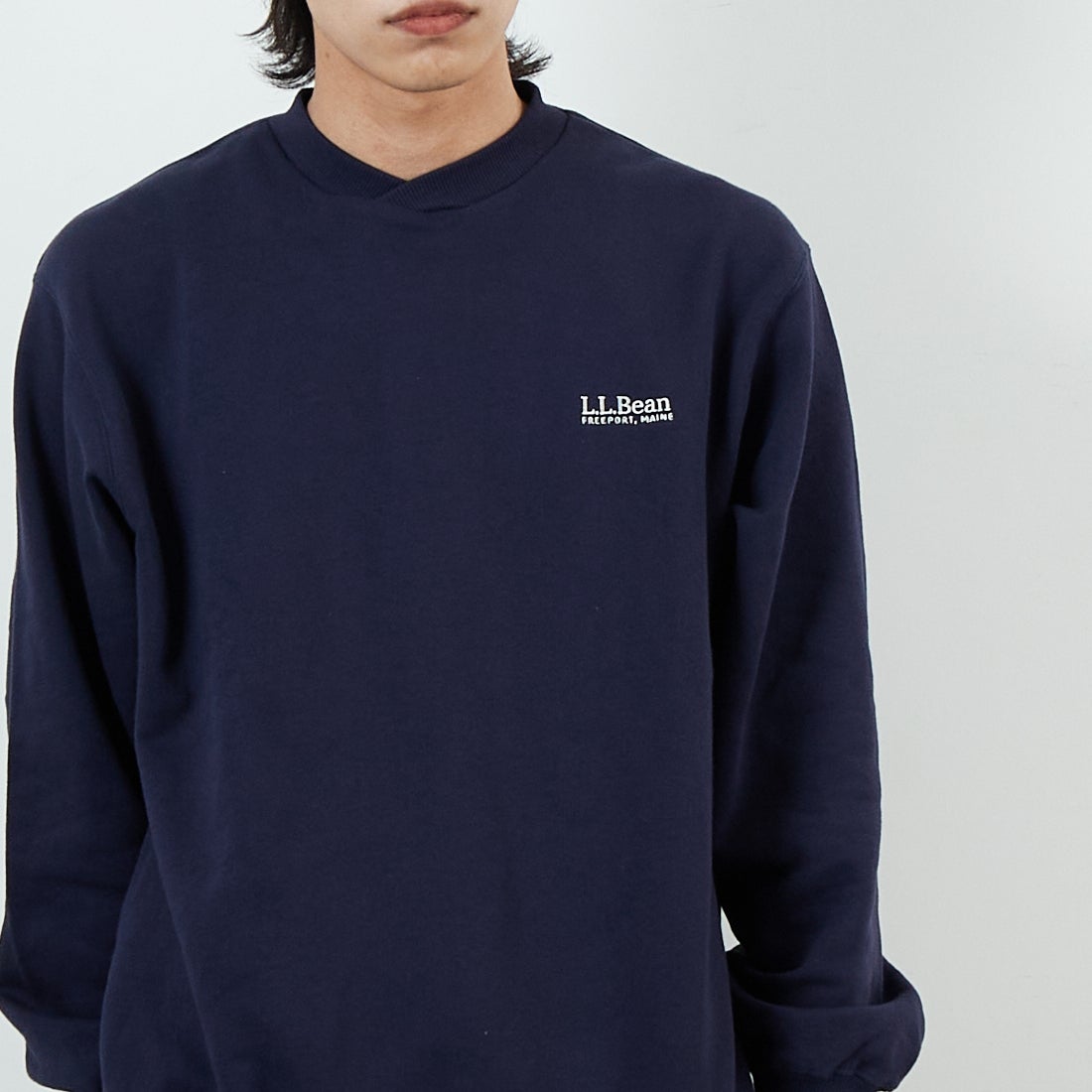 L.L.BEAN [エルエルビーン] SMITHFIELD クルーネックスウェットシャツ [5475-1037] 67 NAVY &&モデル身長：179cm 着用サイズ：M&&