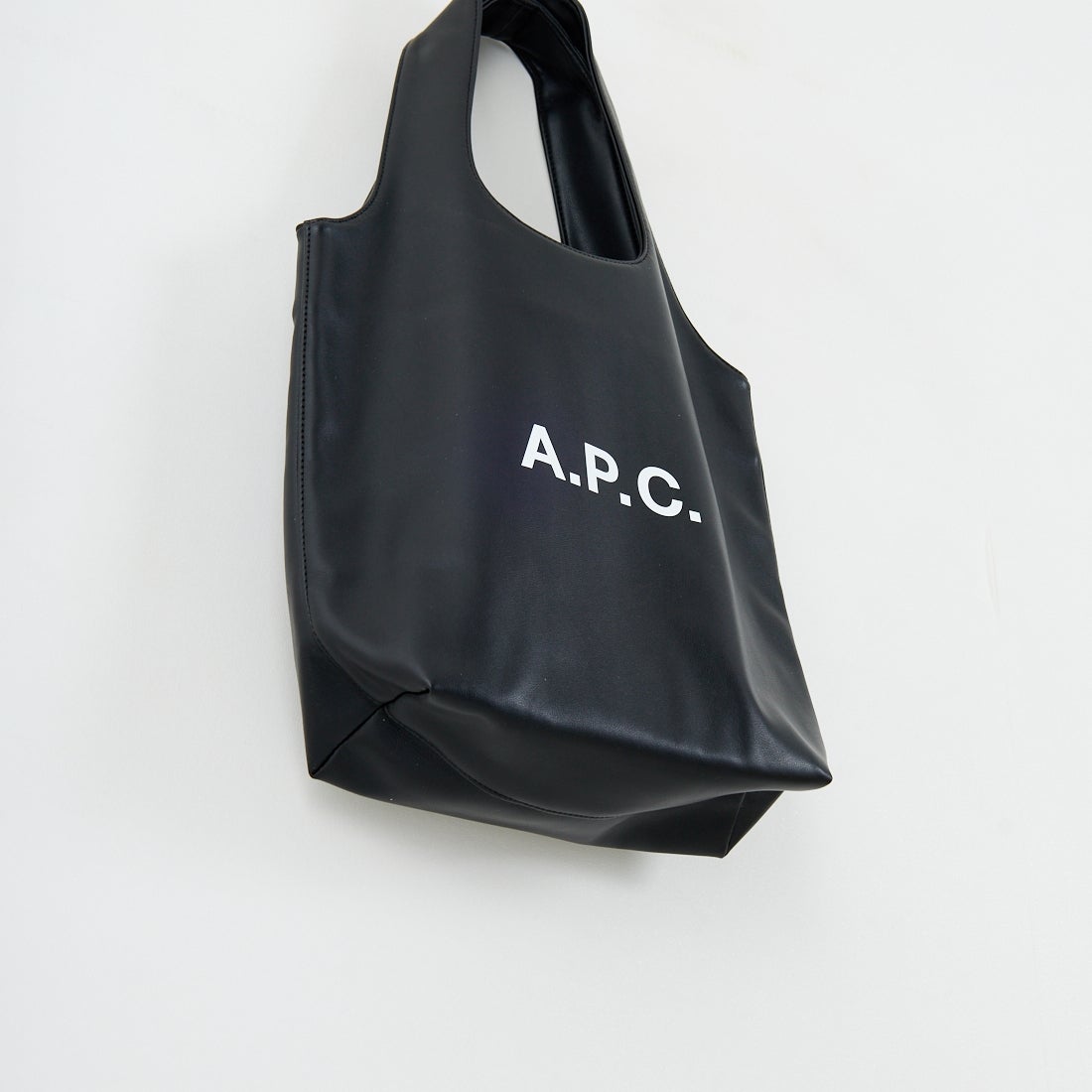 A.P.C. [アー・ペー・セー] Ninon トートバッグ [TOTE-NINON-SMALL] 99 NOIR