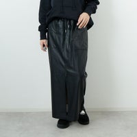 BLACK&&モデル身長：162cm 着用サイズ：F&&