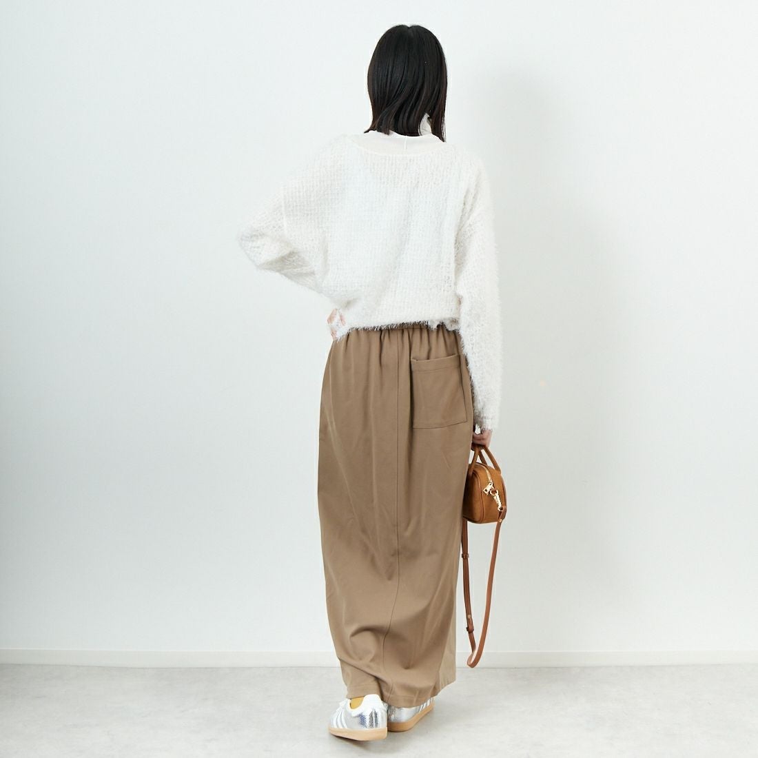 CHIGNON [シニヨン] フェイクレザーベイカースカート [2754-003KK] BEIGE &&モデル身長：162cm 着用サイズ：F&&