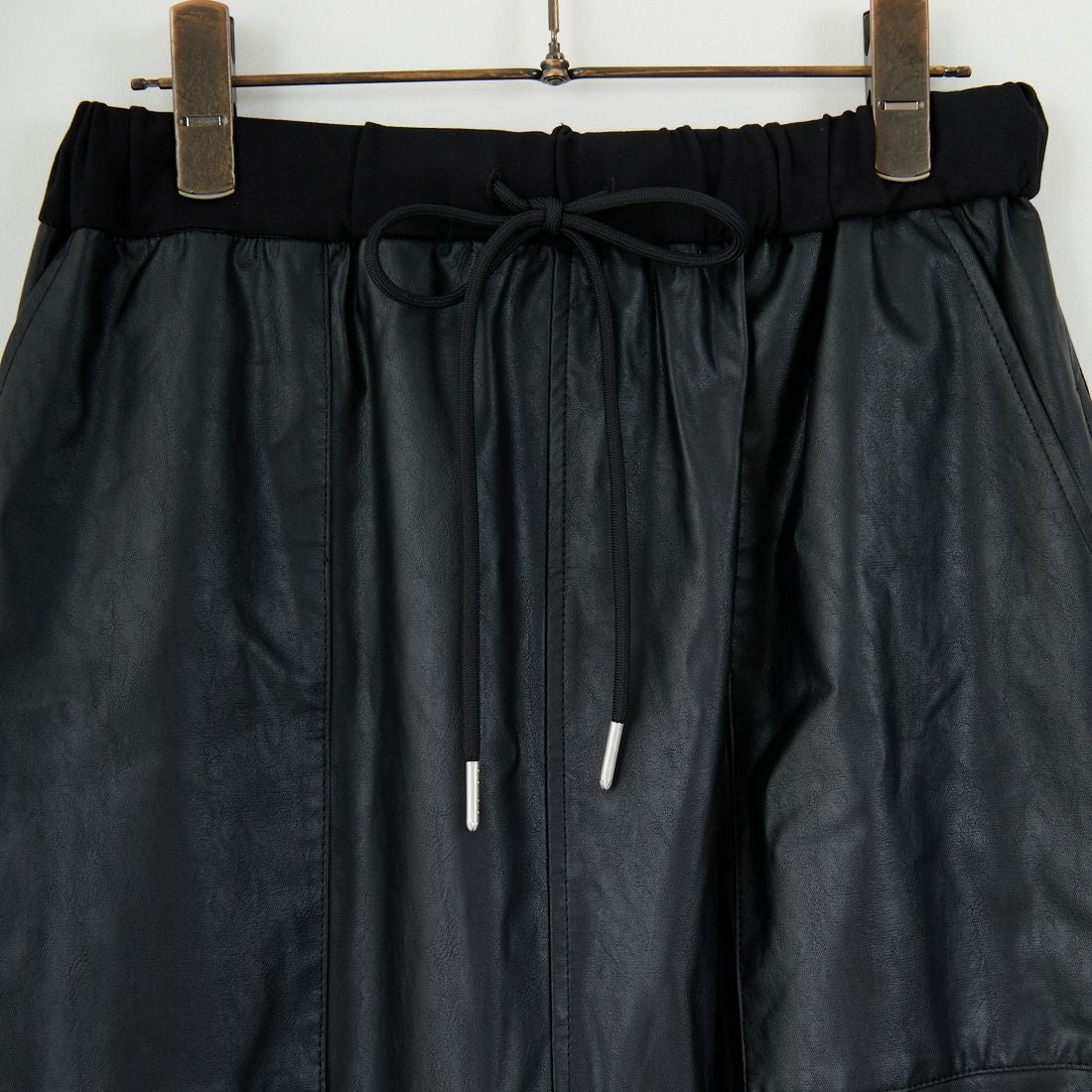 CHIGNON [シニヨン] フェイクレザーベイカースカート [2754-003KK] BLACK