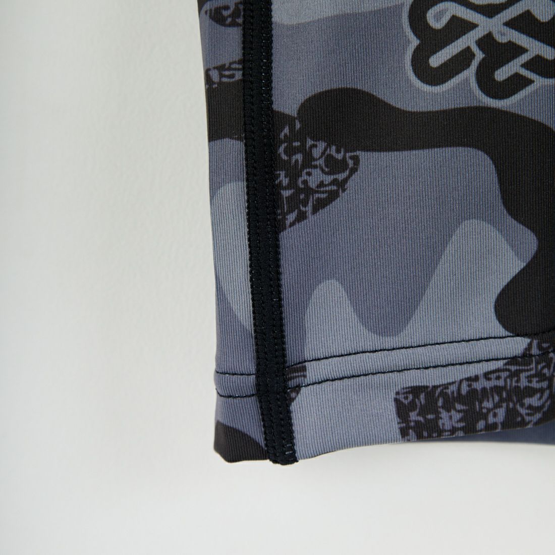 MARK & LONA [マークアンドロナ] テクニカルモックネックインナー [MLM-5C-AU02] BLACK