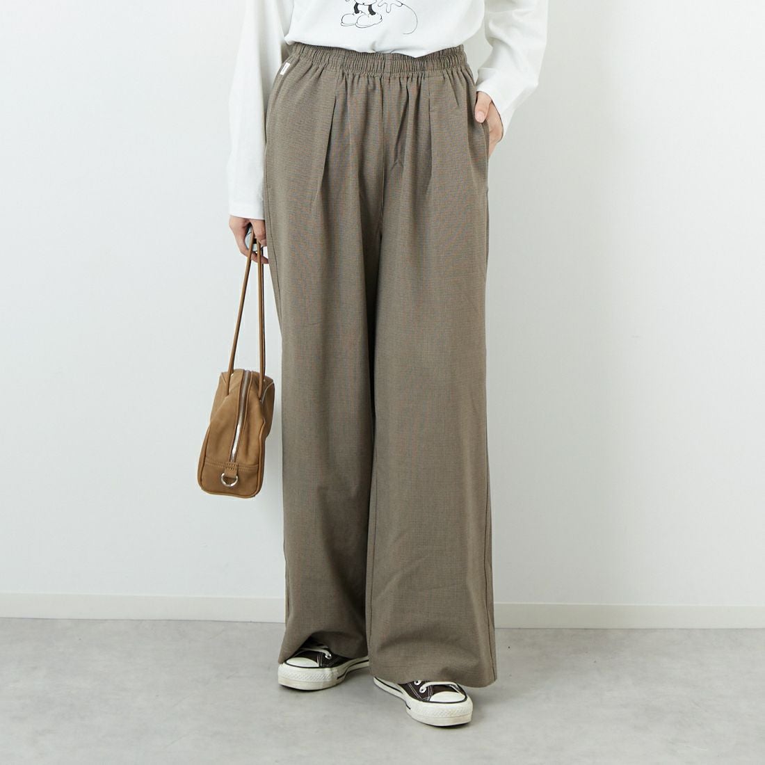 5916 BEG&&モデル身長：162cm 着用サイズ：F&&