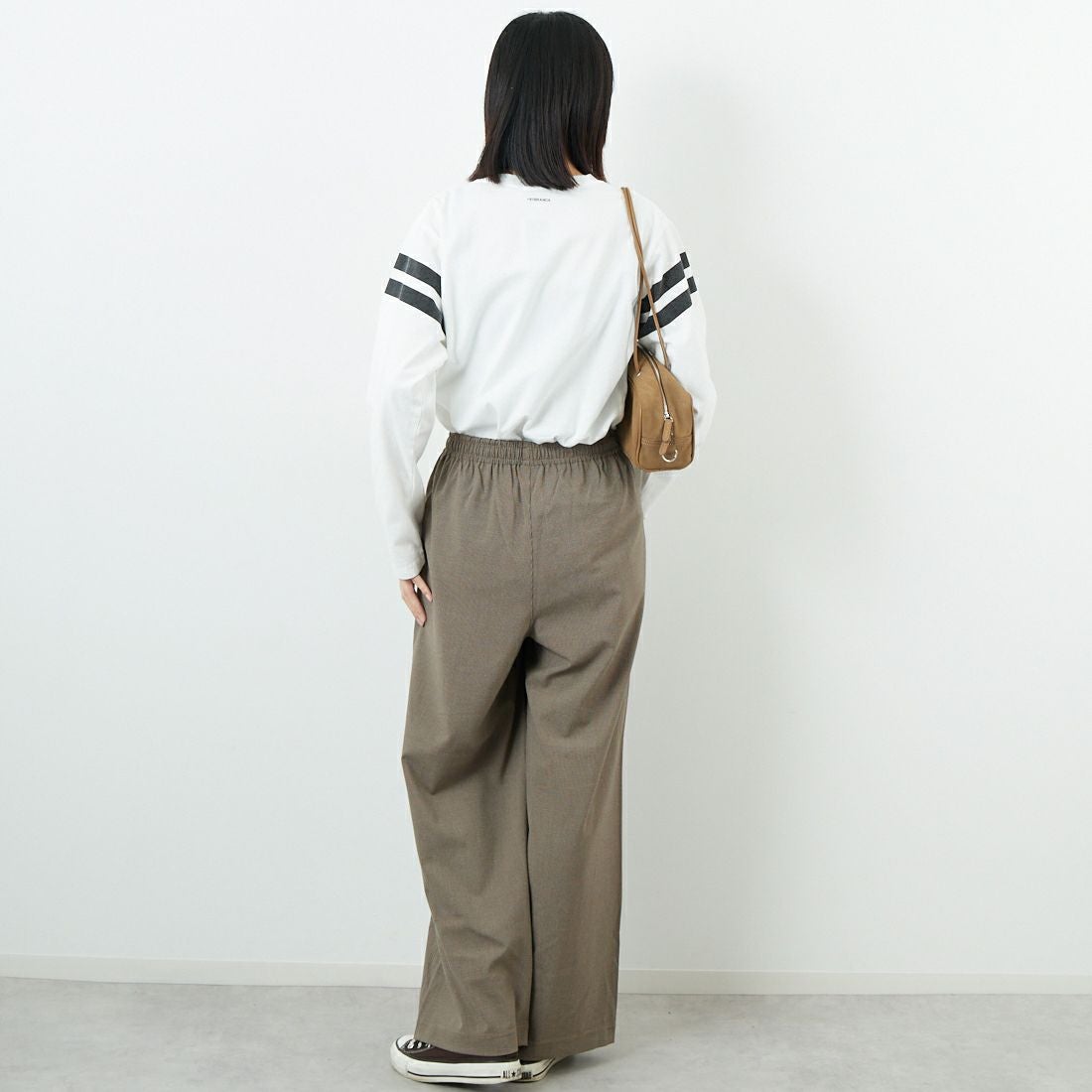 SOMETHING [サムシング] ウエストゴムSLワイドパンツ [SN9005] 5916 BEG &&モデル身長：162cm 着用サイズ：F&&