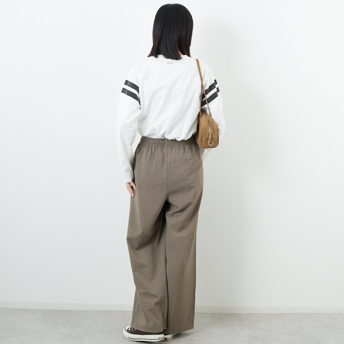 SOMETHING [サムシング] ウエストゴムSLワイドパンツ [SN9005] 5916 BEG &&モデル身長：162cm 着用サイズ：F&&