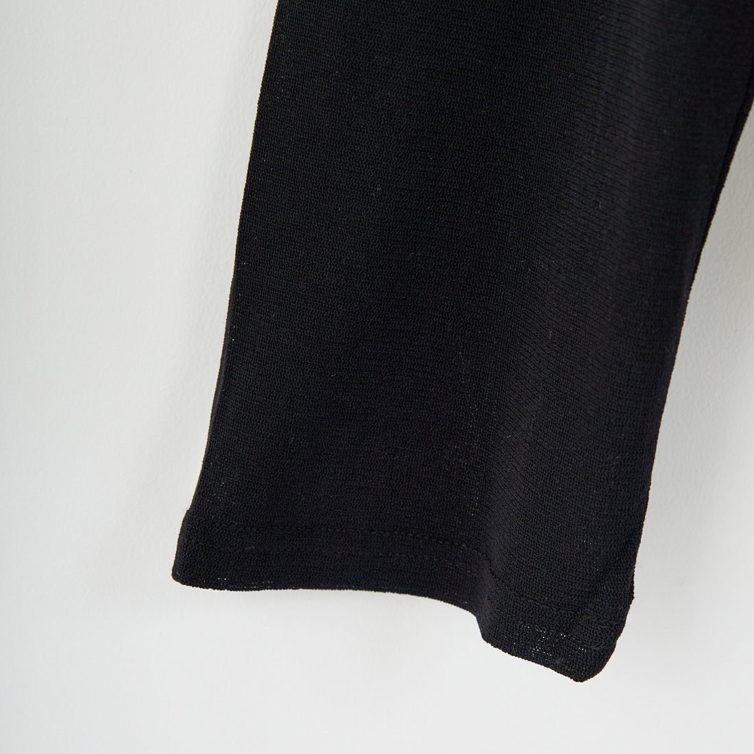 CHIGNON [シニヨン] シアーフーディプルオーバー [8654-086KK] BLACK