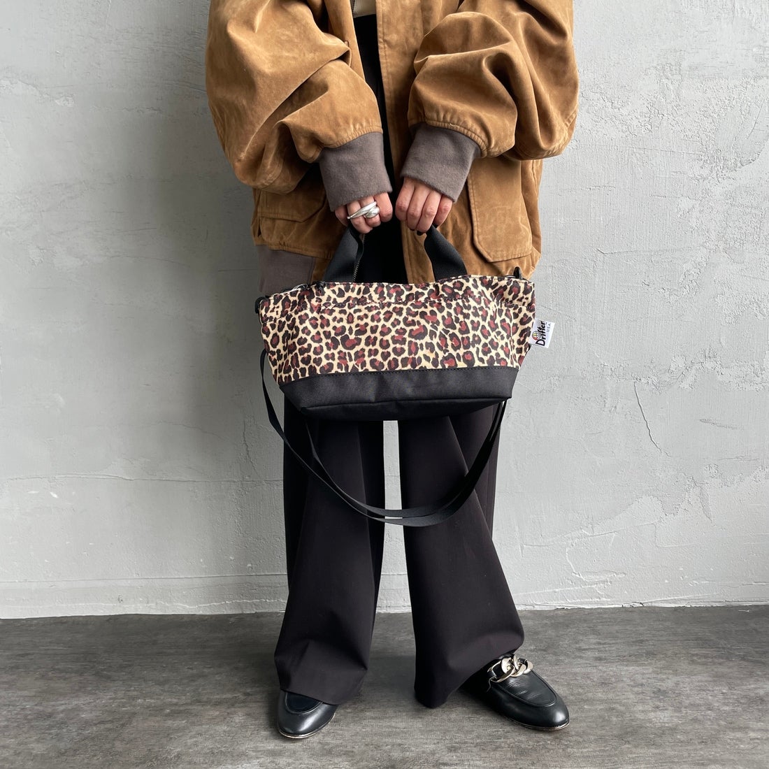 Drifter [ドリフター] ワイドトートバッグ [DFV4670] 77 LEO/BLK