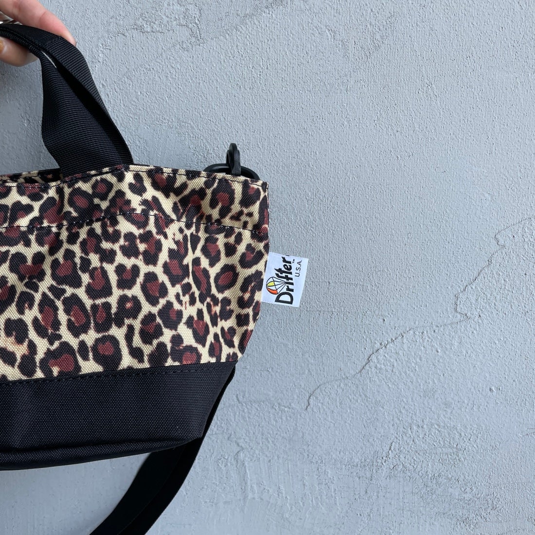 Drifter [ドリフター] ワイドトートバッグ [DFV4670] 77 LEO/BLK